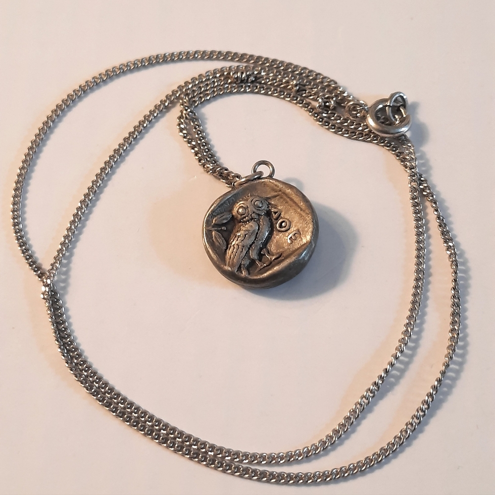 Sterling Silver Coin And Chain - Picture 8 of 15